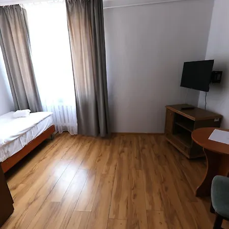 Agro Obiekt Hotelowy Alojamento de Acomodação e Pequeno-almoço *