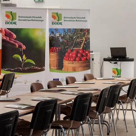 Agro Obiekt Hotelowy 3* Wrocław