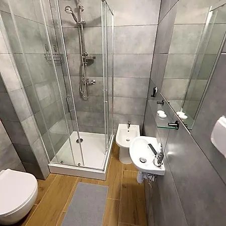 Agro Obiekt Hotelowy לינה וארוחת בוקר ורוצלב