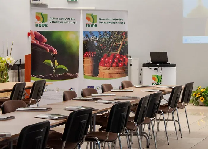 Agro Obiekt Hotelowy 3* Wroclaw